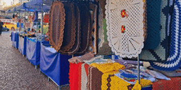 Feira de Natal do programa Economia Solidária começa nesta segunda no Paço Municipal