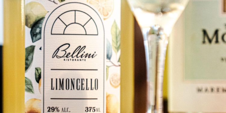 Rede de hotéis amplia marcas próprias de bebidas com o Limoncello Bellini