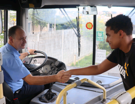 Votação popular para eleger Motorista Nota 10 começa nesta segunda; veja como participar