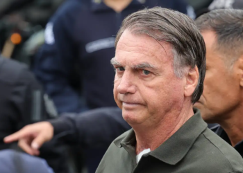 Jair Bolsonaro é preso preventivamente em Brasília pela Polícia Federal