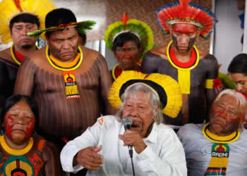 Cacique Raoni critica exploração de petróleo na Amazônia durante COP30