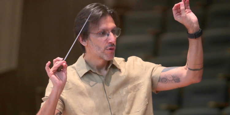 Maestro Carlos Prazeres deixa a Sinfônica de Campinas