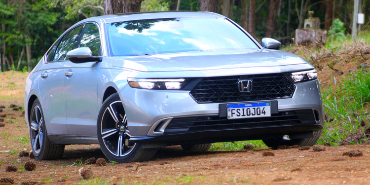 Avaliamos o Honda Accord, sedã premium que ainda merece atenção
