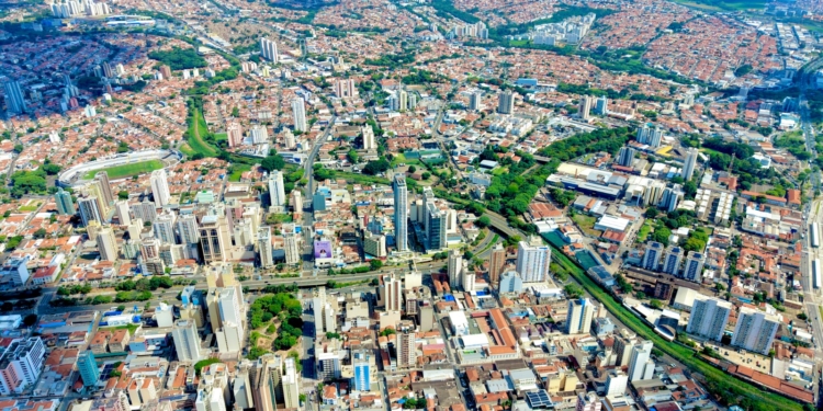 Campinas zera juros e multas para quem atualizar dados do imóvel