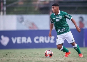 Kauã Jesus renova contrato e segue no Guarani na temporada de 2026