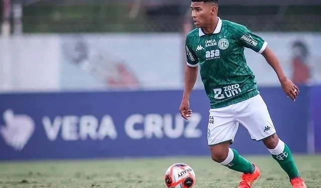 Kauã Jesus renova contrato e segue no Guarani na temporada de 2026