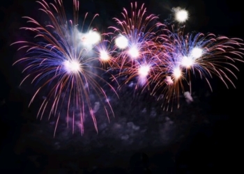 Campinas proíbe fogos com barulho na virada do ano desde 2017; confira as restrições