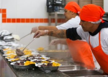 Bom Prato de Campinas e Sumaré tem almoço especial nas festas de fim de ano; veja os cardápios