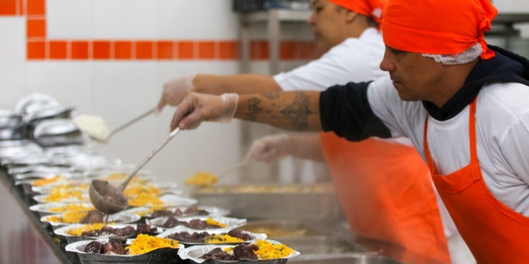 Bom Prato de Campinas e Sumaré tem almoço especial nas festas de fim de ano; veja os cardápios