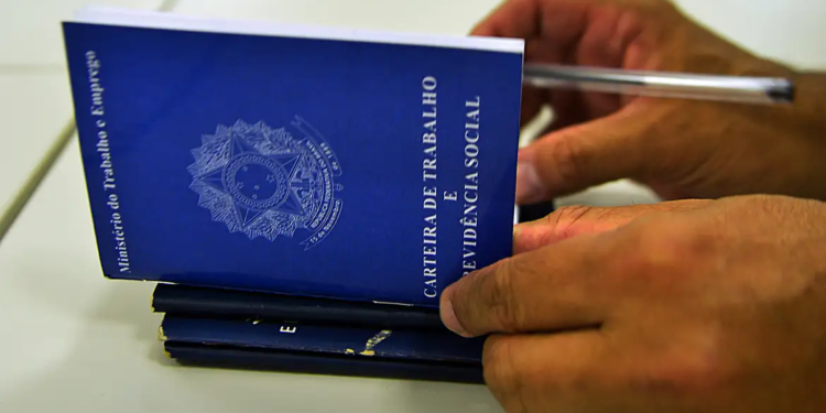 Salário mínimo para 2026 será de R$ 1.621