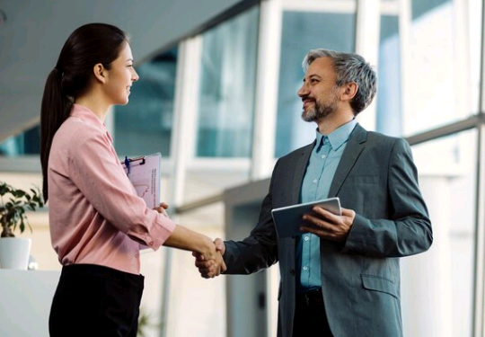 A força da presença começa no seu nome – por Cecília Lima