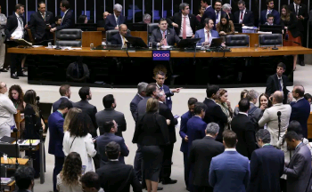 Congresso aprova LDO com superávit de R$ 34 bilhões em 2026