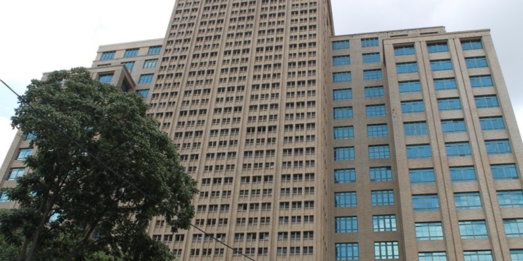 Estado abre inscrições de concurso público para auditor fiscal com salário de R$ 21 mil