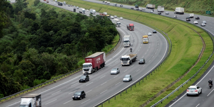 AutoBAn prevê movimento de 2,8 milhões de veículos durante Operação Ano Novo