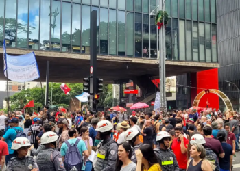 Esquerda vai às ruas em várias capitais contra o PL da Dosimetria