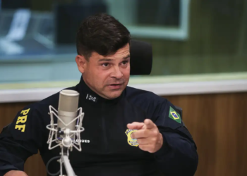 Moraes decreta prisão preventiva de ex-diretor da PRF Silvinei Vasques