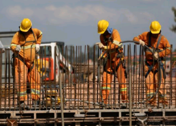 Número de trabalhadores desocupados cai 30% em dois anos no estado de SP