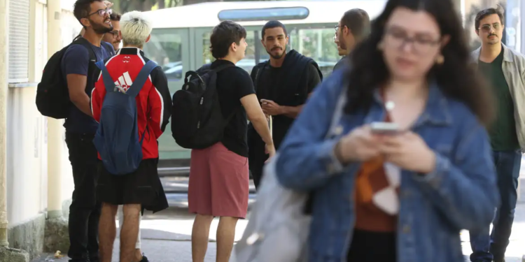 Estilo de vida leva jovens de até 30 anos a apresentarem risco cardíaco