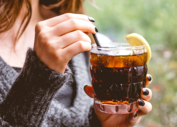 Refrigerante zero é saudável? Mito ganha força, apesar dos riscos à saúde