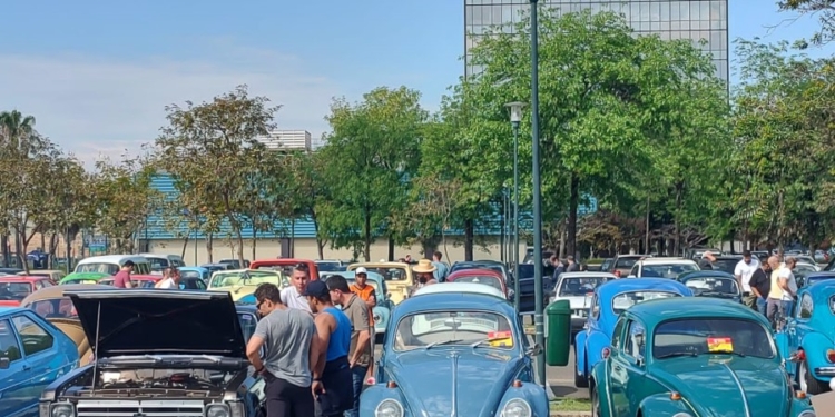 Galleria Shopping recebe encontro de carros antigos neste sábado