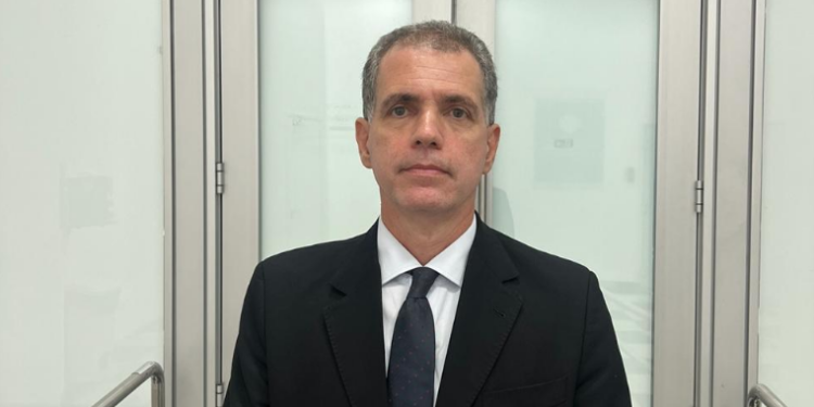 Delegado Oswaldo Diez Junior assume comando regional do Deinter-2