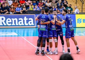 Vôlei Renata joga contra o Monte Carmelo nesta sexta fora de casa