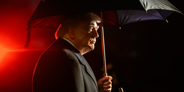 EUA: Pais de enfermeiro morto por agentes do ICE afirmam que ele estava desarmado