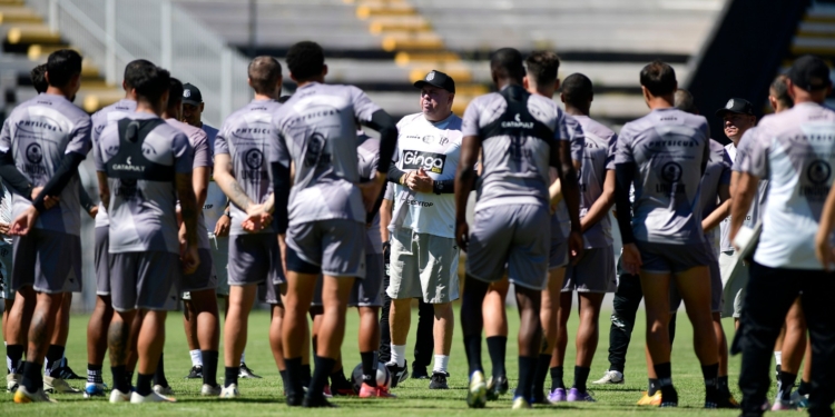 Ponte Preta não terá reforços na estreia do Paulistão; Elvis está liberado