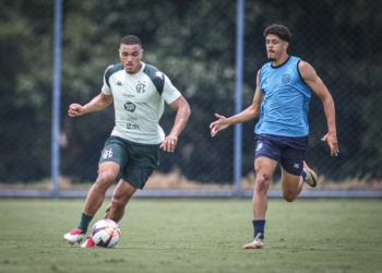 Reformulado, Guarani reencontra a torcida no Brinco após mais de três meses