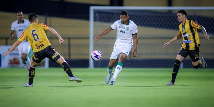 Guarani tem Lucca expulso, joga mal, perde do Novorizontino e escapa de goleada