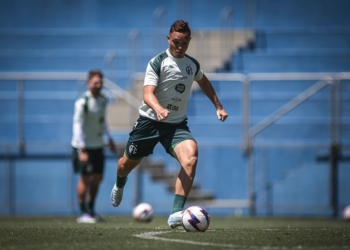 Em busca da primeira vitória em 2026, Guarani recebe o Santos na noite deste domingo