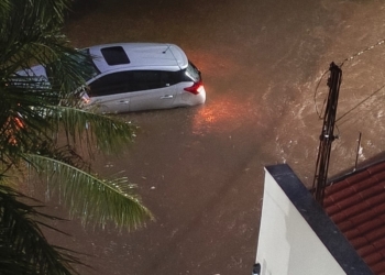 Motociclista morre arrastado por enxurrada durante forte chuva em Piracicaba; região registra temporais