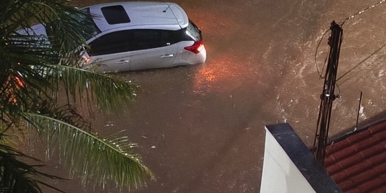 Motociclista morre arrastado por enxurrada durante forte chuva em Piracicaba; região registra temporais