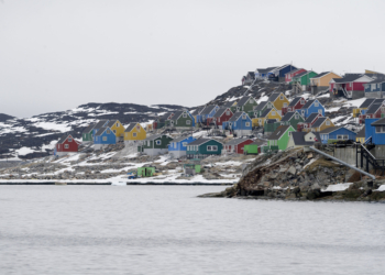 Trump ameaça tarifar países europeus contrários à compra da Groenlândia