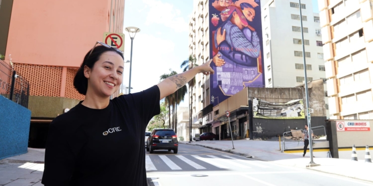 Centro: arte nas paredes dos prédios dá novo significado ao concreto