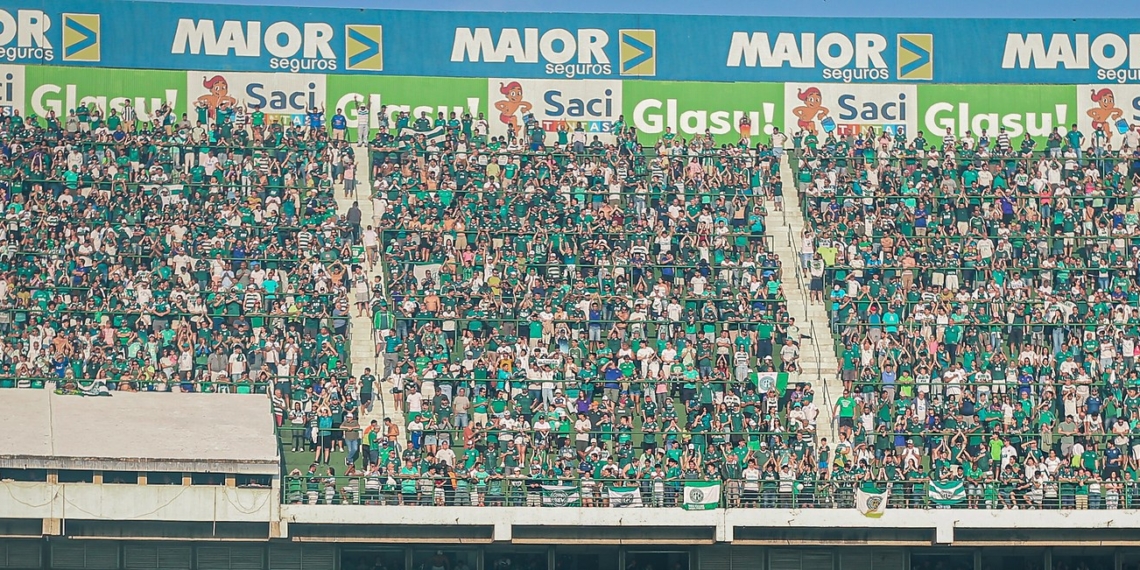 Guarani anuncia entrada gratuita em setor do Brinco de Ouro para o Dérbi 213