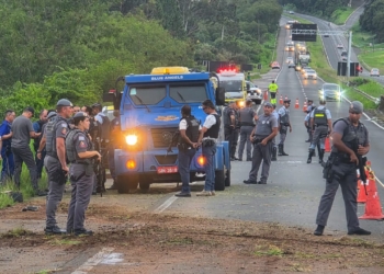 Vídeos e fotos: Ataque a carro-forte em Piracicaba tem cenas de ação e explosão