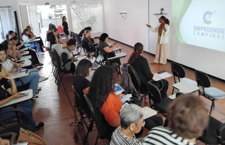 Secretaria de Políticas para as Mulheres e FEAC promovem encontro do projeto Empreende Campinas