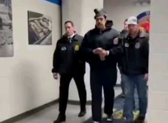 China pede aos EUA a libertação imediata de Maduro e sua esposa