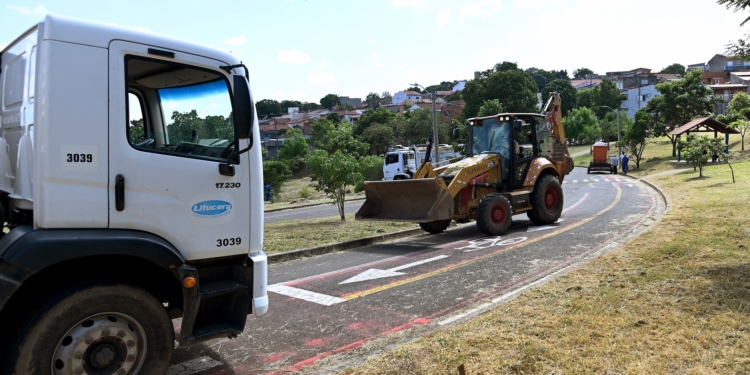 Mutirão mobiliza 700 trabalhadores para limpeza de 15 bairros em Campinas