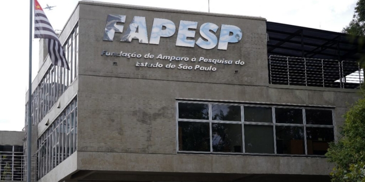 Fapesp abre concurso para analista administrativo e analista de sistemas