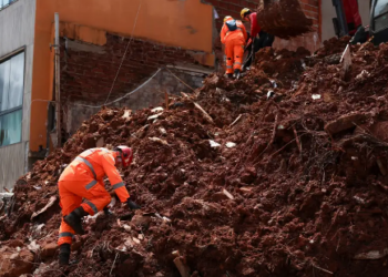 Chuvas fortes deixam 64 mortos em Juiz de Fora e Ubá