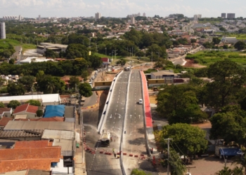 Projeto de rotatória para acesso ao viaduto da Vila Real entra em estudo