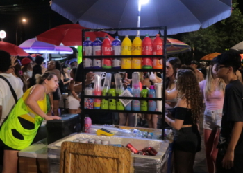 Carnaval de Campinas movimenta R$ 3 milhões com ambulantes, segundo Setec