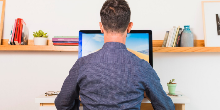 Artigo – Do escritório à consulta: como a ciência redesenha a luta contra o sedentarismo – por Fernando Medina