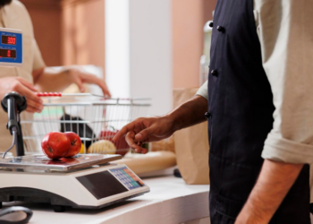 Artigo: No Brasil do pequeno e do micro empreendedor, fim da escala 6 X 1 só é possível com desoneração tributária – por Marco Vinholi