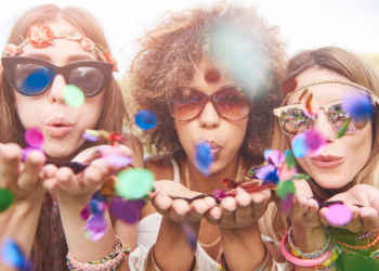 Artigo – Carnaval: uma experiência vibracional do sentir coletivo – por Beatriz Breves