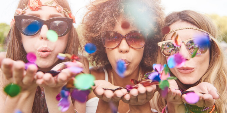 Artigo – Carnaval: uma experiência vibracional do sentir coletivo – por Beatriz Breves