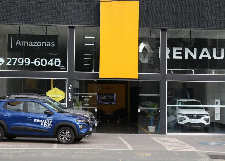Vendas de veículos novos caem 0,38% em janeiro, diz Fenabrave