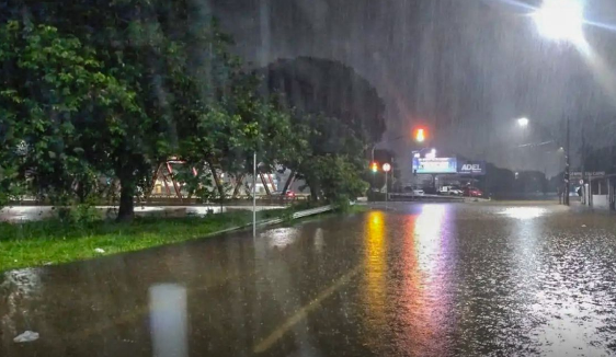 Prefeitura de Juiz de Fora decreta calamidade após mortes e chuvas históricas